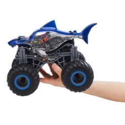 Revell - 24558 RC Monster Truck Big Shark - Revell Control 13 Revell - 24558 RC Monster Truck Big Shark - Revell Control -Geschäft Zur Auswahl Von Modespielzeugen 221269 4009803245584 revell controll rc monster truck big shark 04