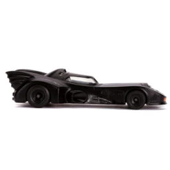 Jada - Batmobil 1989 Mit Batman-Figur - 1:32 14 Jada - Batmobil 1989 Mit Batman-Figur - 1:32 -Geschäft Zur Auswahl Von Modespielzeugen 227070 4006333069734 dickie batmobil batman 1989 05